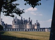 a-107chambord-approaeh-from-behand-chateauy